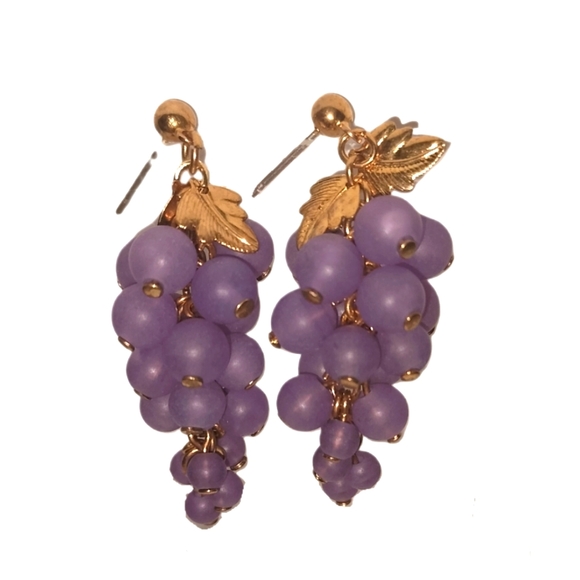 Vintage Grape earring set 🍇 - Picture 4 of 11